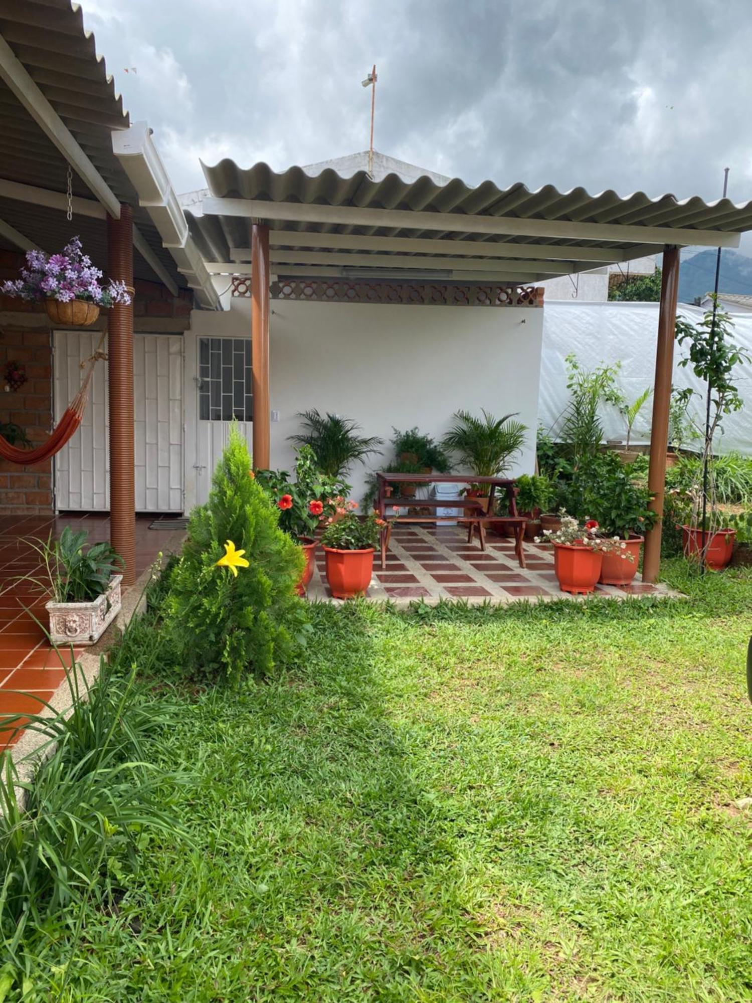 Homestay La Casa De Luzma *